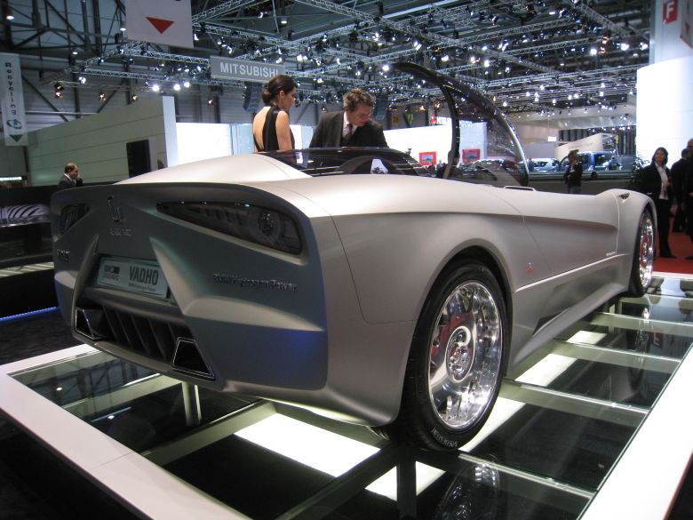 GIUGIARO VAD.HO BMW HYDROGEN POWER