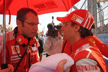 LUCA BADOER AND STEFANO DOMENICALI - 2009 EUROPEAN GRAND PRIX, VALENCIA