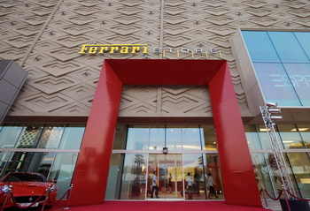 FERRARI STORE, DUBAI