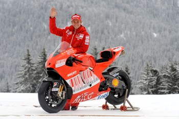 CASEY STONER - DUCATI DESMOSEDICI GP9