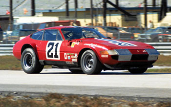 N.A.R.T. FERRARI 365 GTB/4 DAYTONA. Photo credit: Louis Galanos.