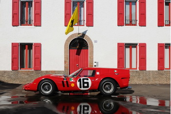 FERRARI 250 GT BREADVAN