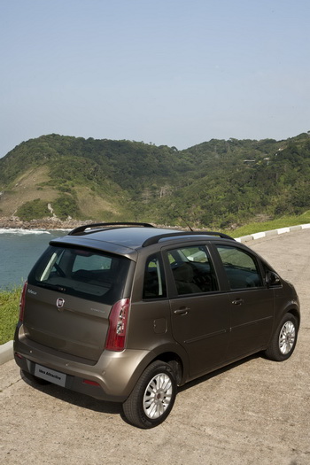 NOVO FIAT IDEA ATTRACTIVE 1.4 16V