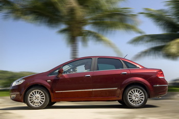 FIAT LINEA ABSOLUTE E.TORQ 1.8 16V MODEL YEAR 2011 (BRAZIL)