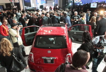 FIAT 500 AT THE 2010 LA AUTO SHOW