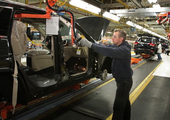 NEW 2011 JEEP GRAND CHEROKEE - LAUNCH AT JEFFERSON NORTH ASSEMBLY PLANT, MAY 2010