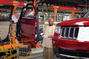 NEW 2011 JEEP GRAND CHEROKEE - LAUNCH AT JEFFERSON NORTH ASSEMBLY PLANT, MAY 2010