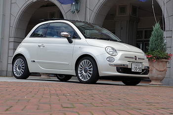 FIAT 500 BAMBINO CLUB JAPAN - "PICNIC" AT THE KOBE FRUIT & FLOWER MARKET