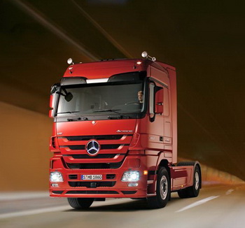 DAIMLER TRUCKS
