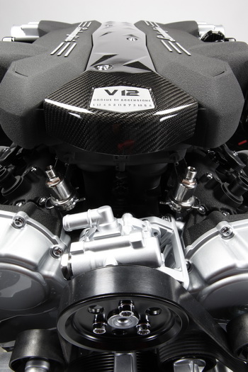 LAMBORGHINI NEW V12 2011 - 7 SPEED ISR TRANSMISSION