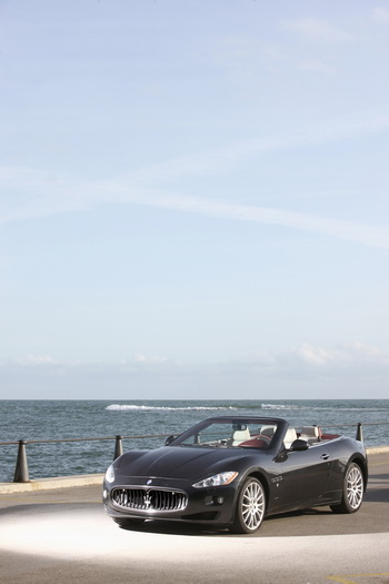 MASERATI GRAN CABRIO (GRANTURISMO CONVERTIBLE)
