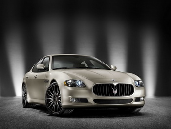 MASERATI QUATTROPORTE SPORT GT-S AWARDS EDITION