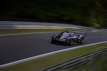 PAGANI ZONDA R - NURBURGRING LAP RECORD