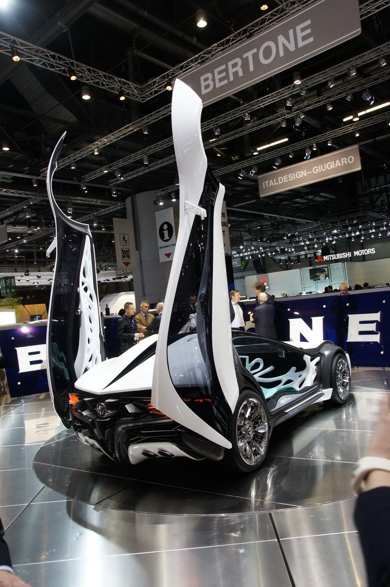 BERTONE ALFA ROMEO PANDION