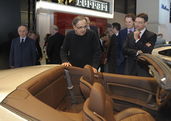 SERGIO MARCHIONNE AND JOHN ELKANN INSPECT THE FERRARI CALIFORNIA FITTED WITH STOP&START AT THE 2010 GENEVA MOTOR SHOW
