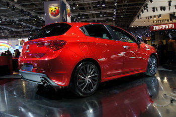 ALFA ROMEO GIULIETTA MULTIAR 1.4 TB TURBO - 2010 PARIS MOTOR SHOW