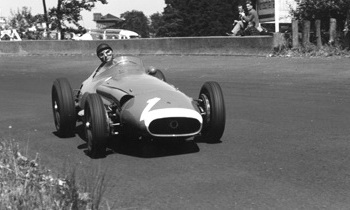 JUAN MANUEL FANGIO - MASERATI 250F