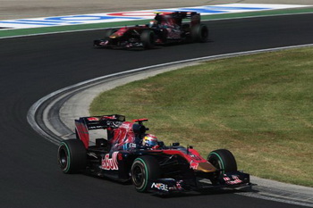 SCUDERIA TORO ROSSO FERRARI STR 5 - 2010 HUNGARIAN GRAND PRIX
