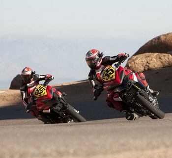 DUCATI MULTISTRADA PIKES PEAK 2010