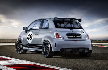 ABARTH 695 ASSETTO CORSA