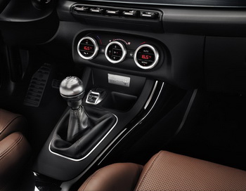 ALFA ROMEO GIULIETTA FOR MASERATI COURTESY CAR 2011