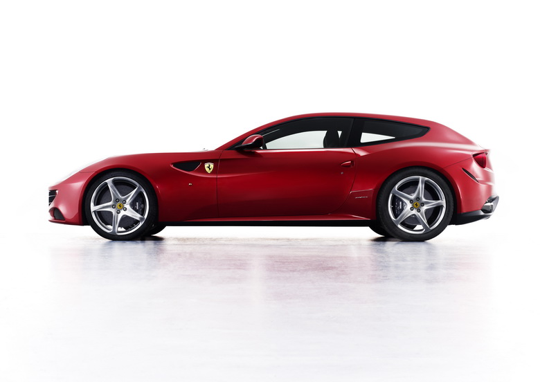 FERRARI FF