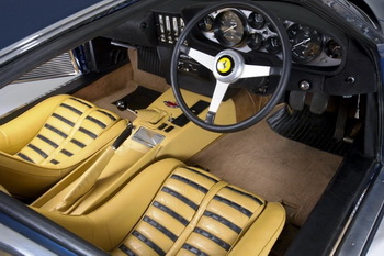 FERRARI 365 GTB/4 DAYTONA