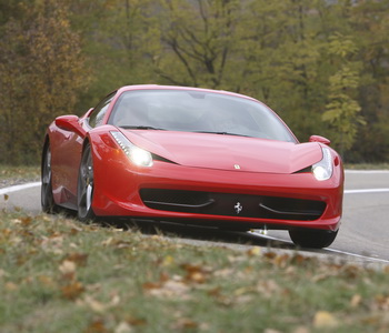 FERRARI 458 ITALIA