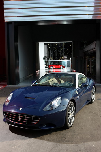 FERRARI CALIFORNIA