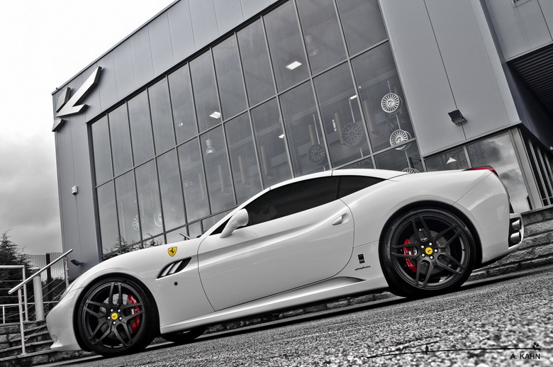 KAHN DESIGN FERRARI CALIFORNIA