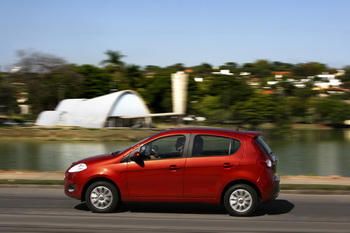 NEW FIAT PALIO ATTRACTIVE 2012