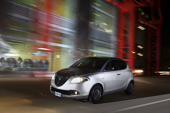 NEW LANCIA YPSILON 2011