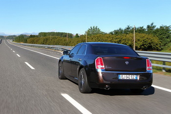 NEW LANCIA THEMA 2011 