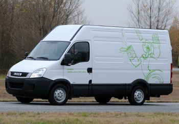 2011 CHALLENGE BIBENDUM, BERLIN: IVECO ECODAILY DIESEL ELECTRIC HYBRID