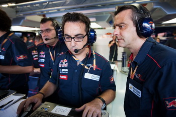 SCUDERIA TORO ROSSO STR6 - 2011 SINGAPORE GRAND PRIX