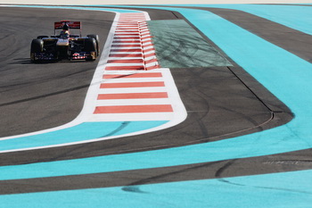 SCUDERIA TORO ROSSO STR6 FERRARI - 2011 ABU DHABI GRAND PRIX, YAS MARINA