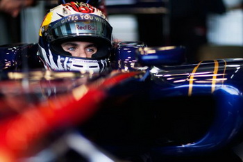 JAMIE ALGUERSUARI SCUDERIA TORO ROSSO STR 6 FERRARI - VALENCIA TEST 2011