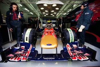 SCUDERIA TORO ROSSO STR6 FERRARI