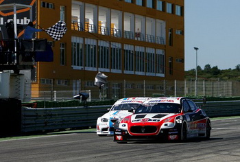 ANDREA BERTOLINI - MASERATI QUATTROPORTE - 2011 INTERNATIONAL SUPERSTARS SERIES