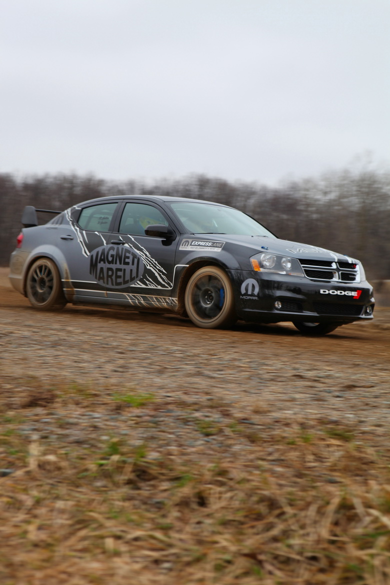 DODGE AVENGER RALLY CAR 2011