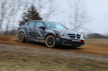 DODGE AVENGER RALLY CAR 2011