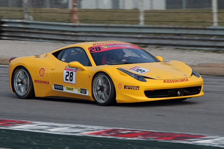 FERRARI 48 ITALIA