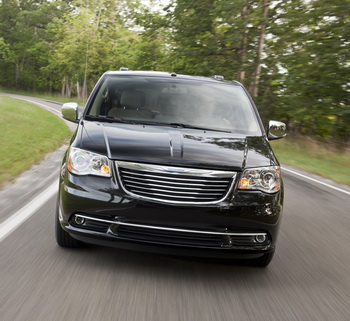CHRYSLER TOWN & COUNTRY 2012