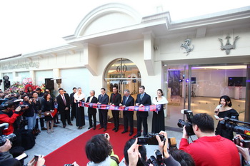 FERRARI MASERATI DEALER REPULSE BAY HONG KONG - GRAND OPENING JANUARY 2012