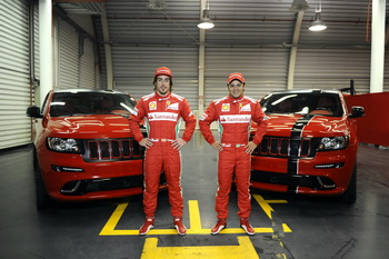 JEEP GRAND CHEROKEE SRT8 SCUDERIA FERRARI