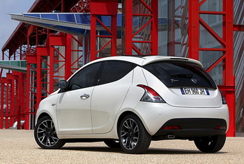 NEWLANCIA YPSILON 2011