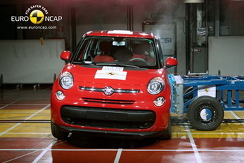 FIAT 500L EURO NCAP CRASH TESTS