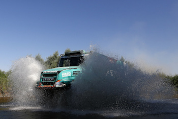 TEAM PETRONAS DE ROOY IVECO - SILK WAY 2017