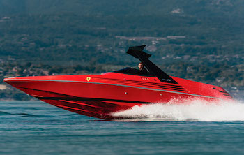 1990 RIVA FERRARI 32 - PHOTO RM SOTHEBYS 2018