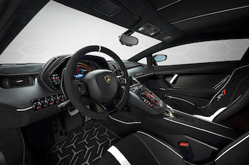 LAMBORGHINI AVENTADOR SVJ 2019